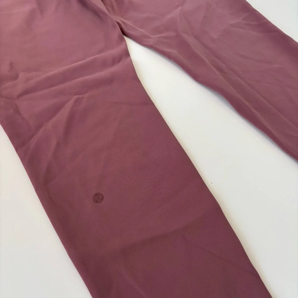 Lululemon Women's Dusty Pink On the Fly 7/8 Pant Athletic Athleisure Size 6